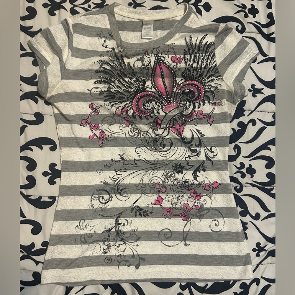 Dressy grey& cream lace striped shirt-size xl(see measurements)
